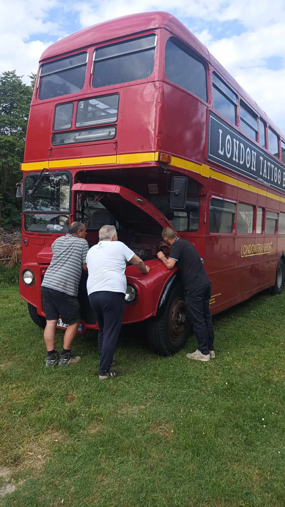 Le petite bus en haut
